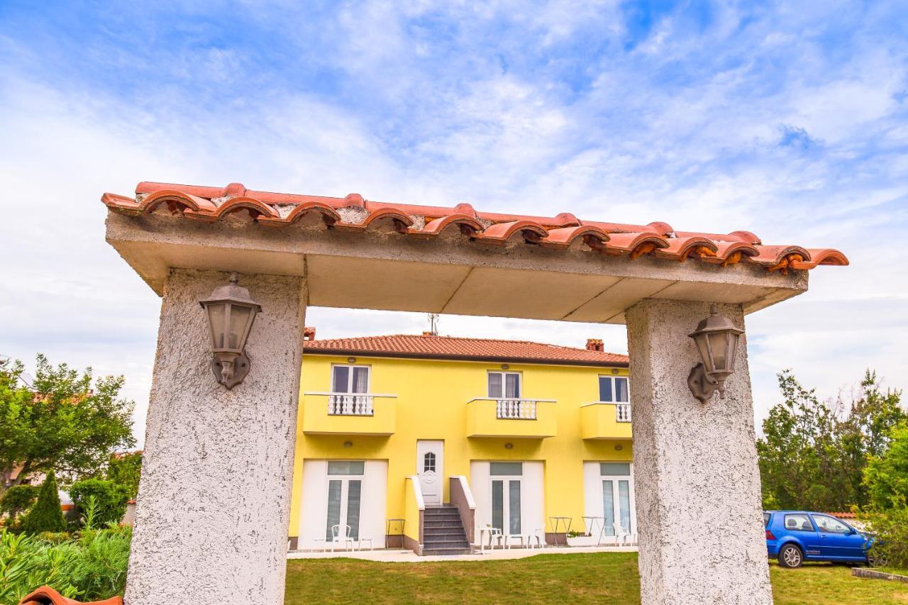 Guesthouse Palombaro Umag Exterior photo