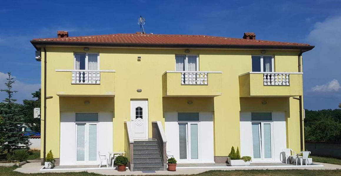 Guesthouse Palombaro Umag Exterior photo